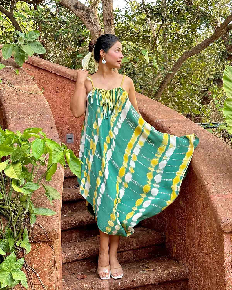 Long Dresses made out of old and Damaged Sarees #LongDresses | Indian gowns  dresses, Long dress design, Ladies dress design